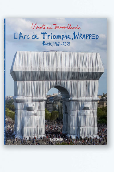 Christo and Jeanne-Claude. L'Arc de Triomphe Wrapped