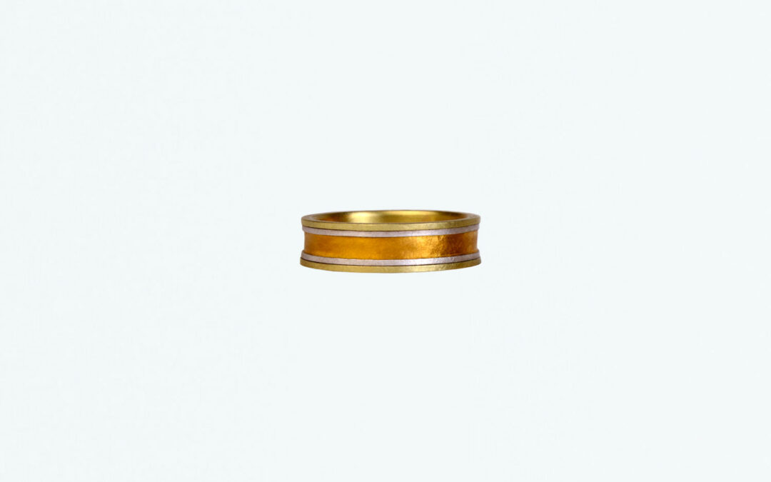 Gold and Silver-inlaid-ring